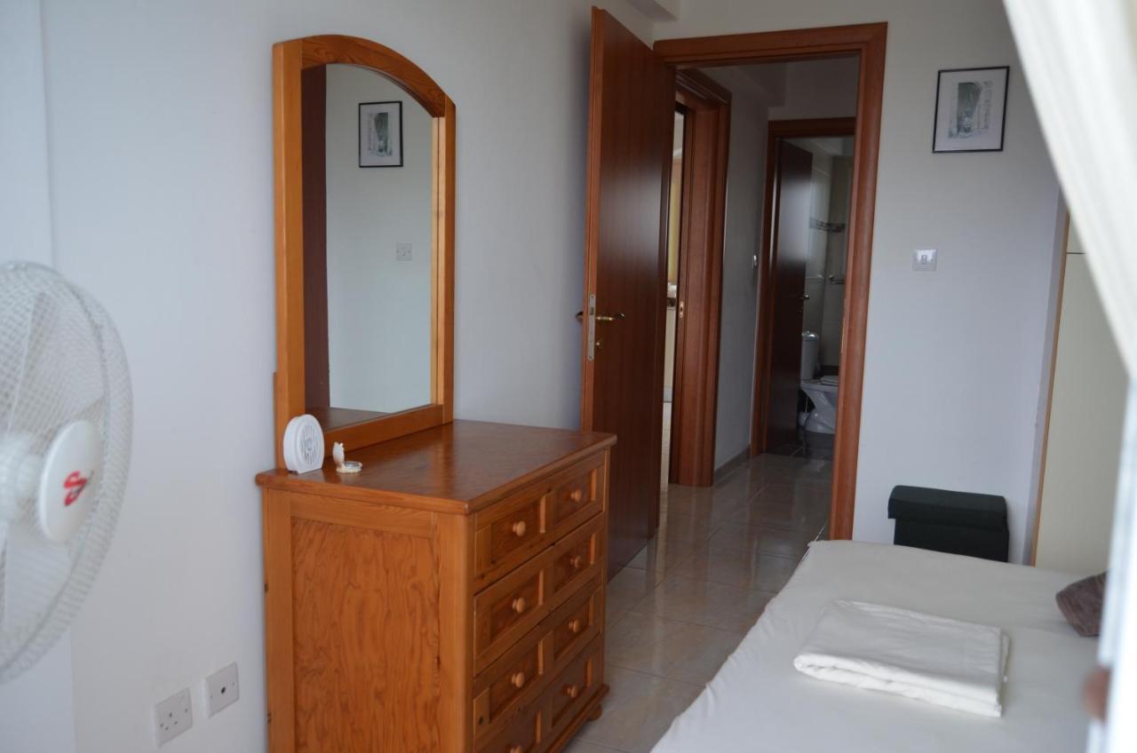 Ithaki Gardens Apartment 107 파포스 외부 사진